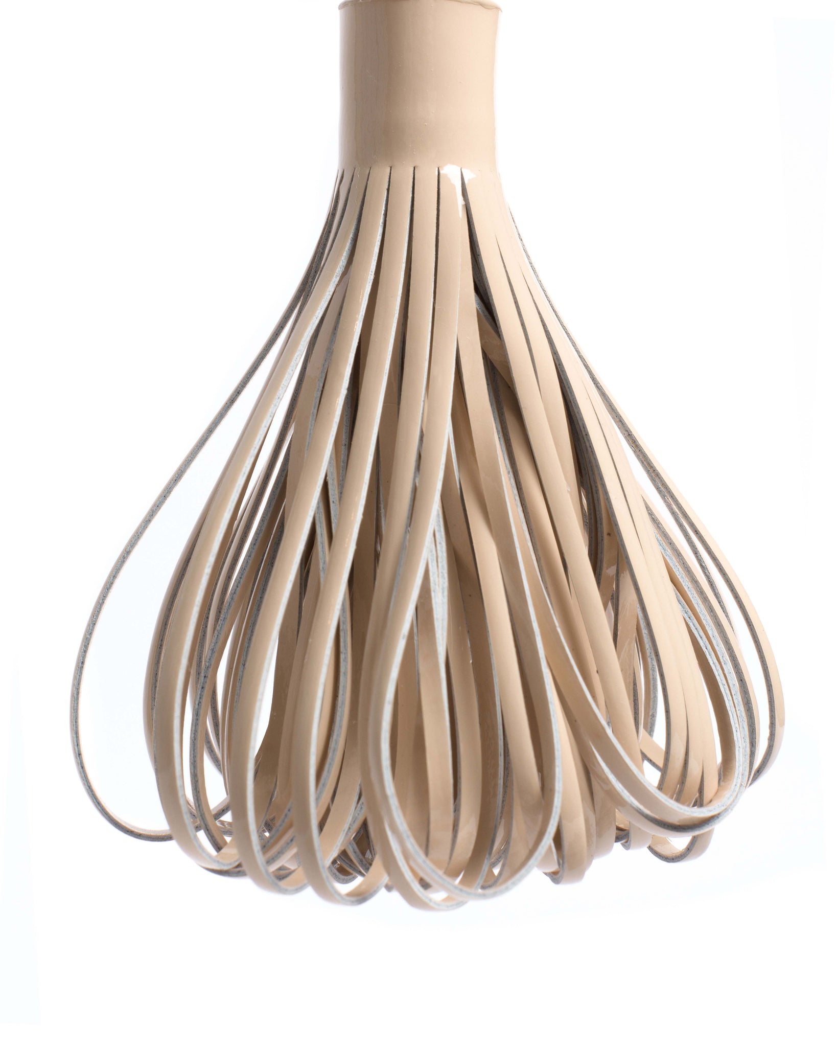 Katty fringe keyring Polished lamb Cream