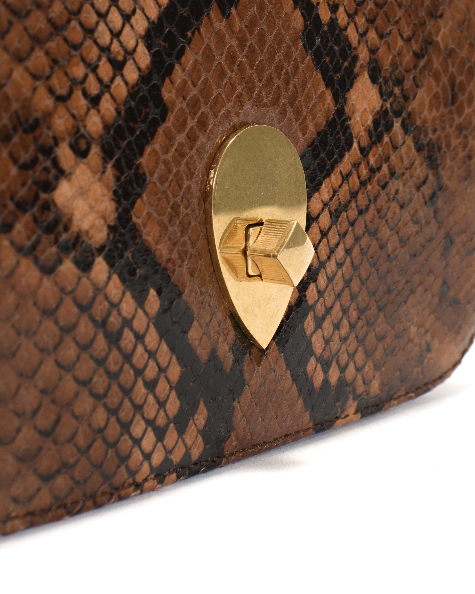 Nielle crossover bag Snake calf Hazelnut - Anonymous Copenhagen