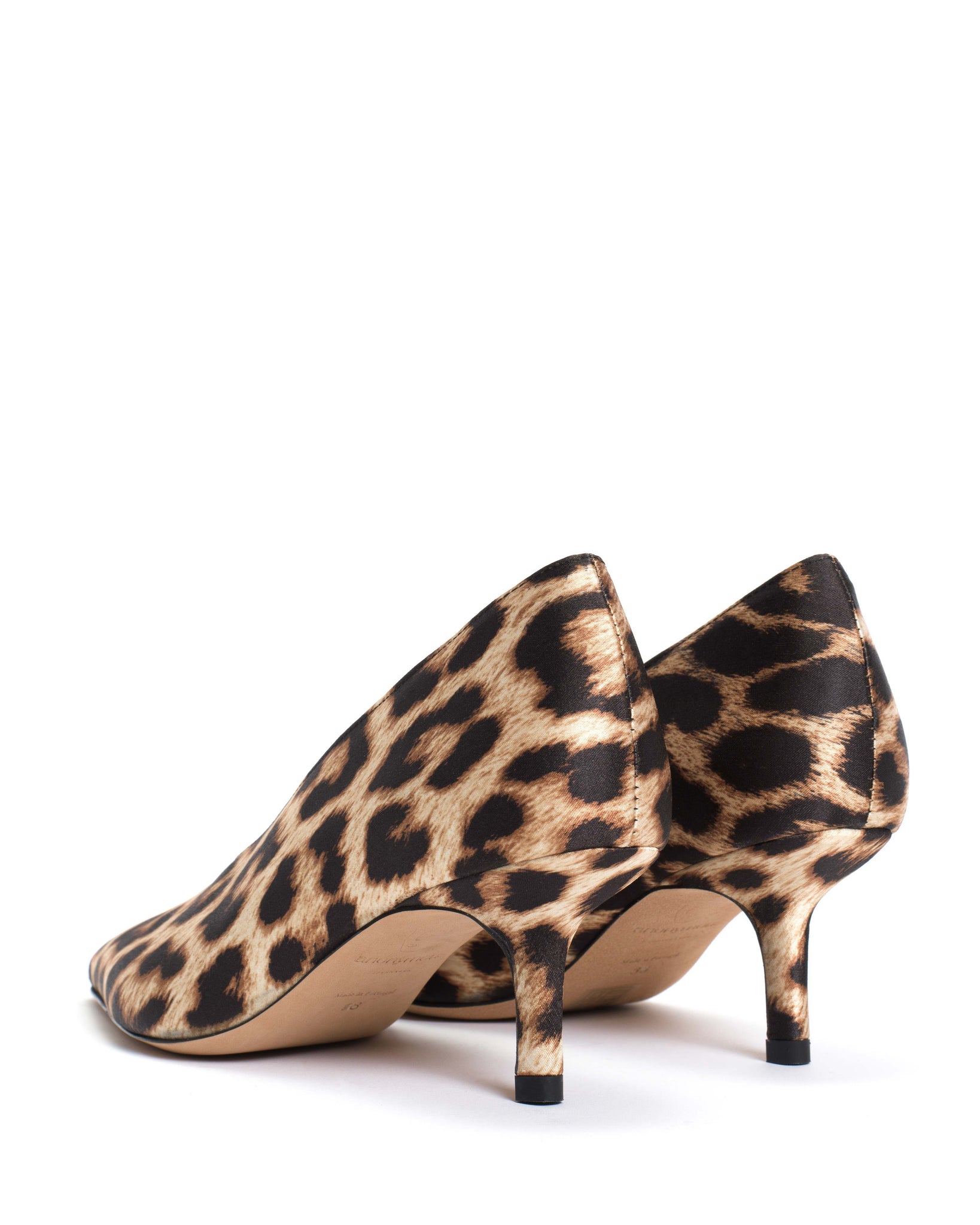 Phia 55 pin Satin print Leopard