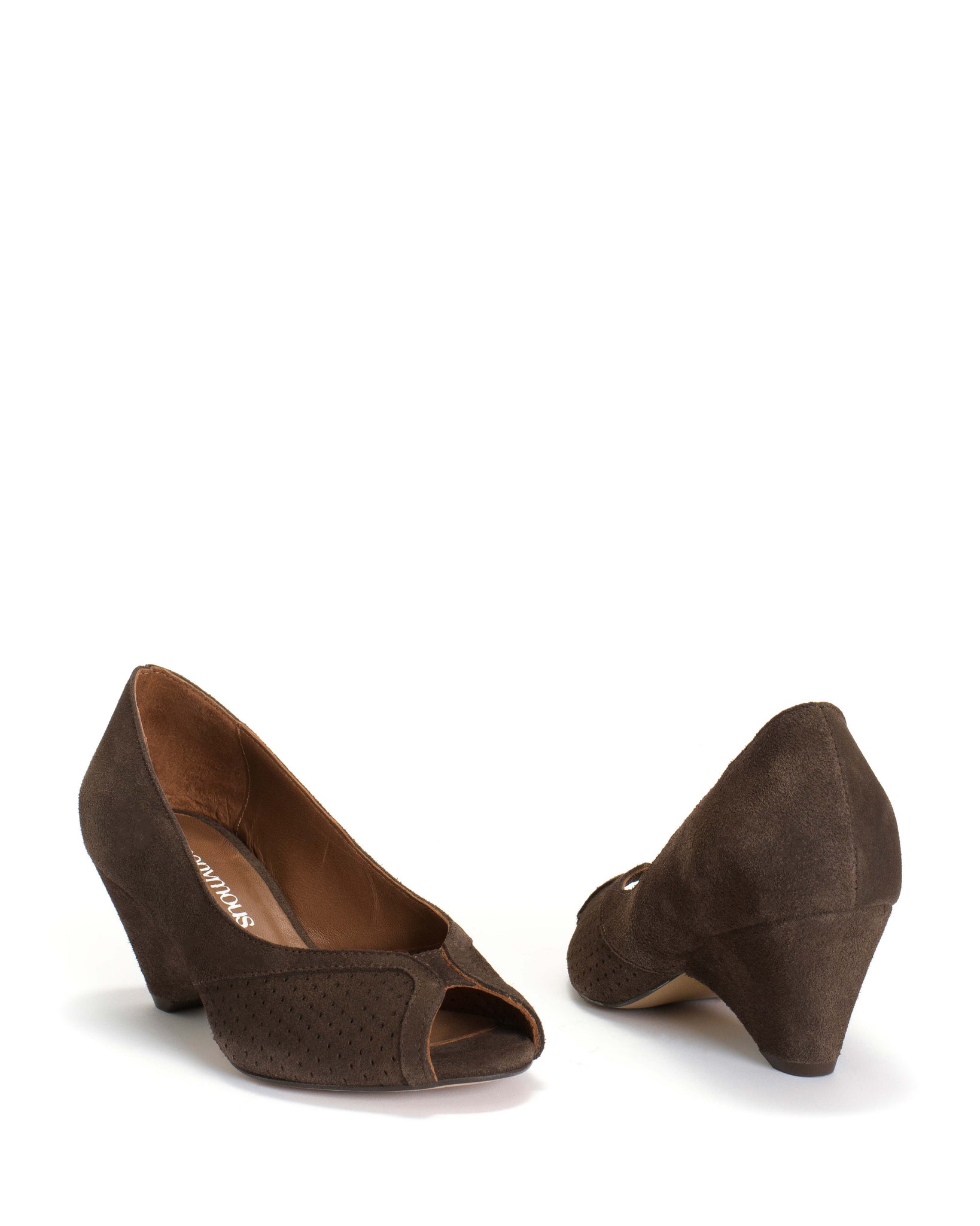 Tiffany Triangle Calf Suede Coffee Brown - Anonymous Copenhagen