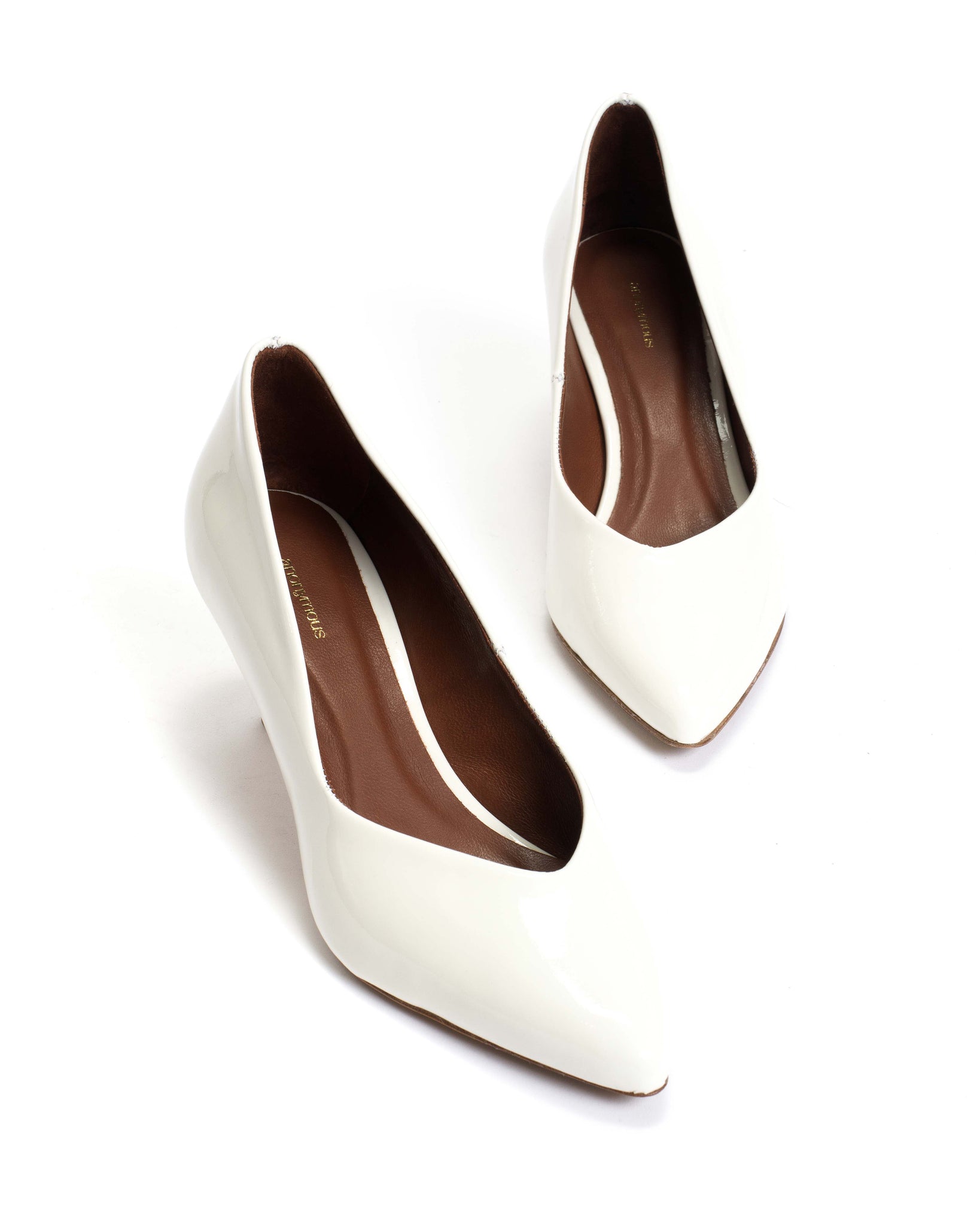 Trini 55 Polished lamb Cream