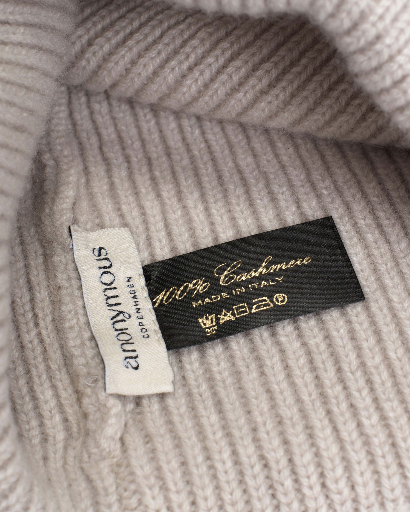 Vinni beanie 100% cashmere Ivory