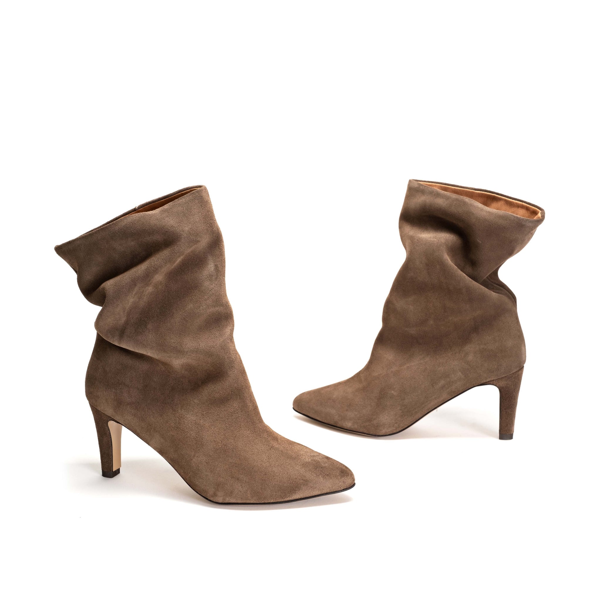 Vully 75 stiletto Calf suede Dark taupe - Anonymous Copenhagen